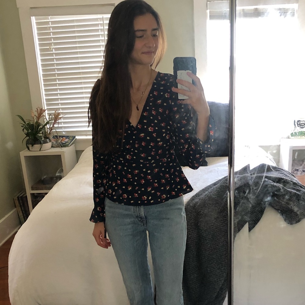 Dark blue and floral cross top, size 8